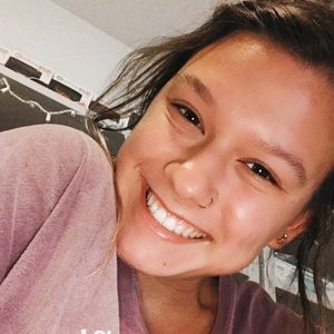 Meet your Posher, Keni